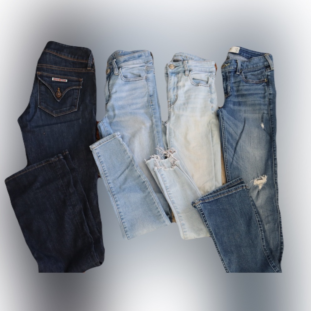 Four pairs of size 26 jeans!